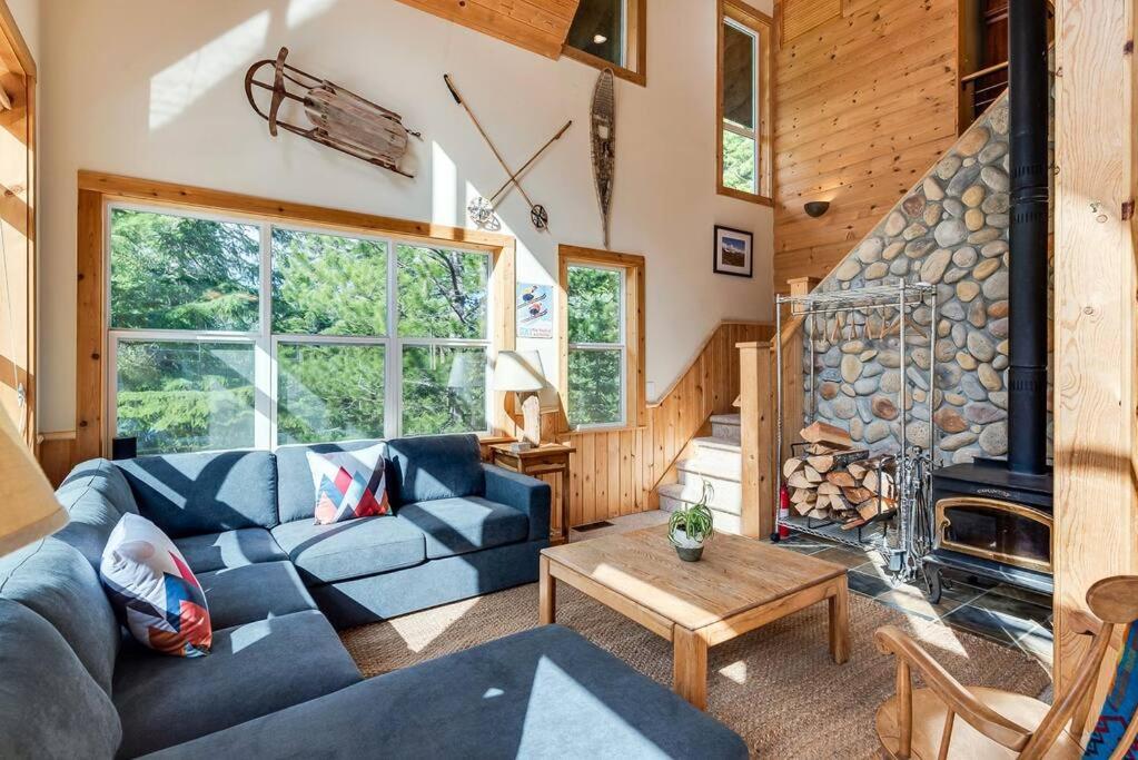 Hot Tub Cool Views: Roaring Creek Cabin Leavenworth Extérieur photo