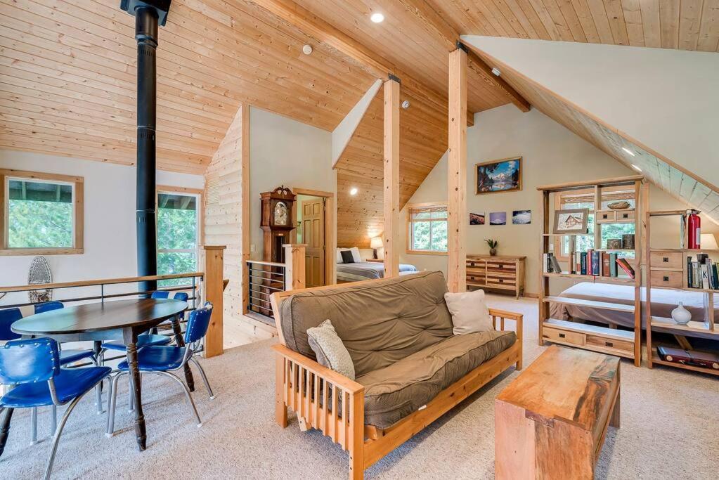 Hot Tub Cool Views: Roaring Creek Cabin Leavenworth Extérieur photo